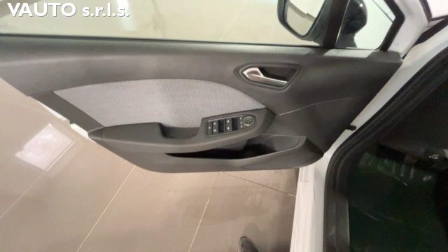 RENAULT Clio usata, con Controllo trazione
