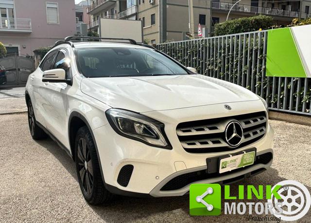 MERCEDES-BENZ GLA 180 usata 4