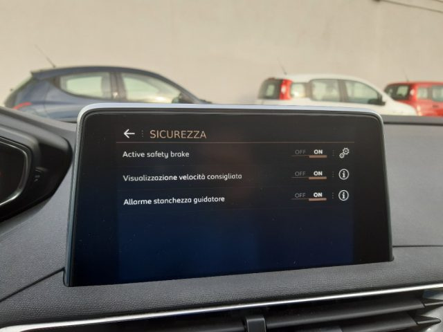 PEUGEOT 3008 usata, con Fendinebbia
