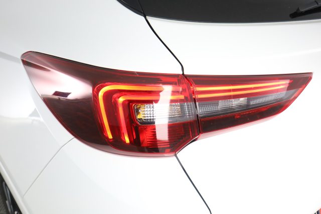 OPEL Grandland usata 9