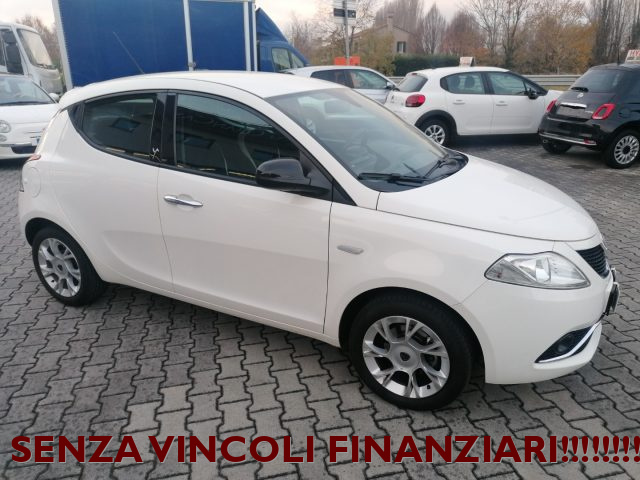 LANCIA Ypsilon usata, con Boardcomputer