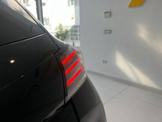 PEUGEOT 208 usata, con Autoradio