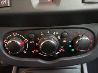 DACIA Duster usata, con Sensori di parcheggio posteriori