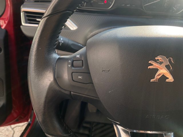 PEUGEOT 2008 usata, con Controllo trazione