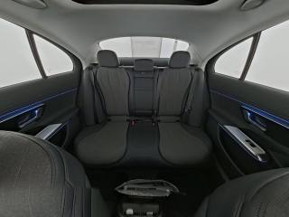 MERCEDES-BENZ E 220 usata, con Chiusura centralizzata