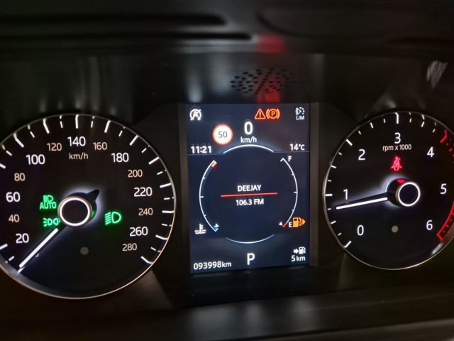 LAND ROVER Range Rover Velar usata, con Cruise Control