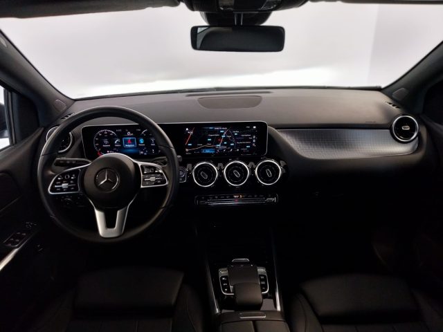 MERCEDES-BENZ B 180 usata, con Volante in pelle