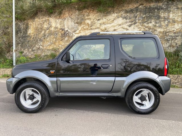 SUZUKI Jimny usata, con Autoradio