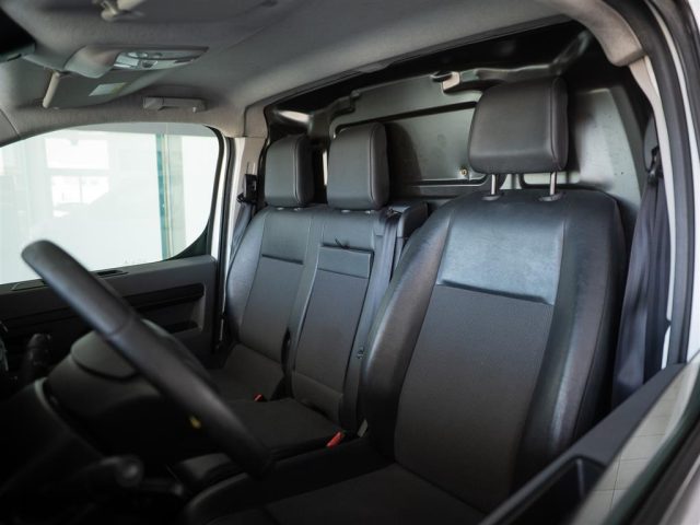 PEUGEOT Expert usata 8