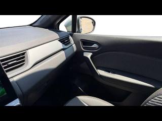 RENAULT Captur usata, con Touch screen