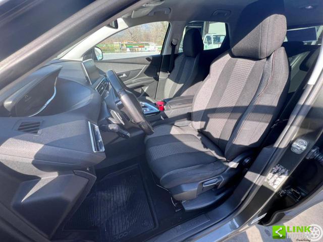 PEUGEOT 3008 usata, con Luci diurne LED