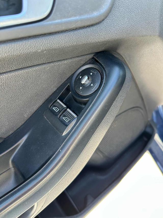FORD Fiesta usata, con Fendinebbia