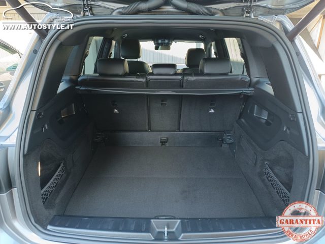 MERCEDES-BENZ GLB 200 usata, con Fari Xenon
