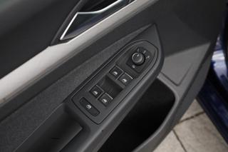 VOLKSWAGEN Golf usata, con Specchietti laterali elettrici