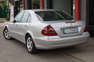 MERCEDES-BENZ E 220 usata, con Cerchi in lega