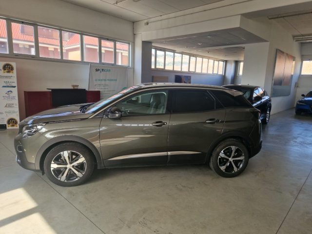 PEUGEOT 3008 usata, con Airbag laterali