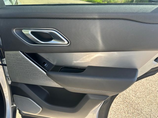 LAND ROVER Range Rover Velar usata, con Chiusura centralizzata