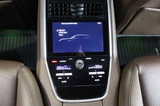 PORSCHE Panamera usata, con Servosterzo