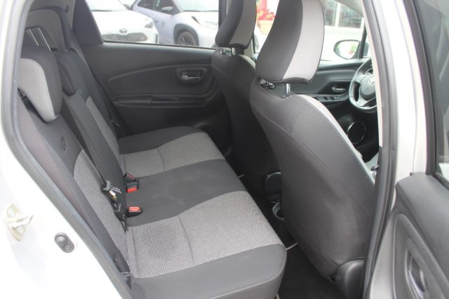 TOYOTA Yaris usata, con ESP
