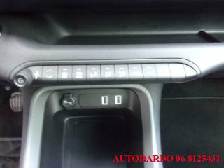 JEEP Avenger usata, con Sedile posteriore sdoppiato