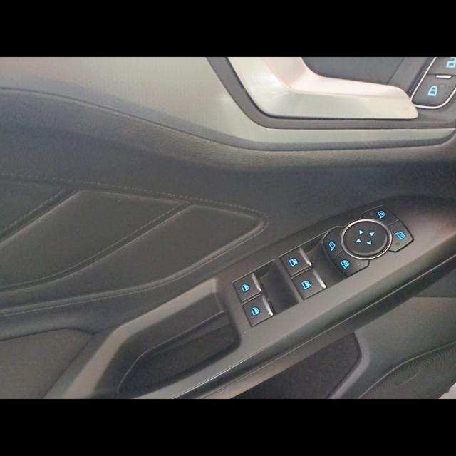 FORD Focus usata, con Alzacristalli elettrici