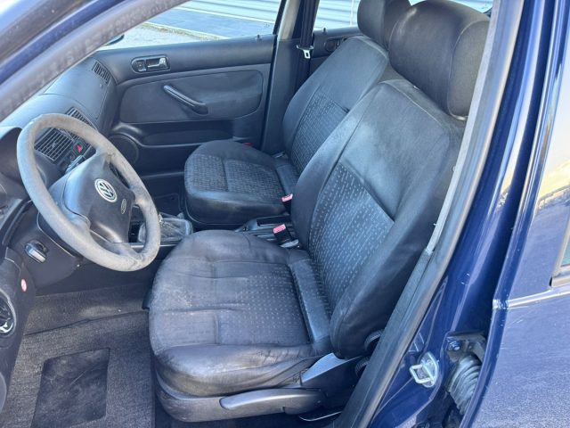 VOLKSWAGEN Golf usata, con Specchietti laterali elettrici