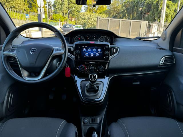 LANCIA Ypsilon usata, con Volante in pelle