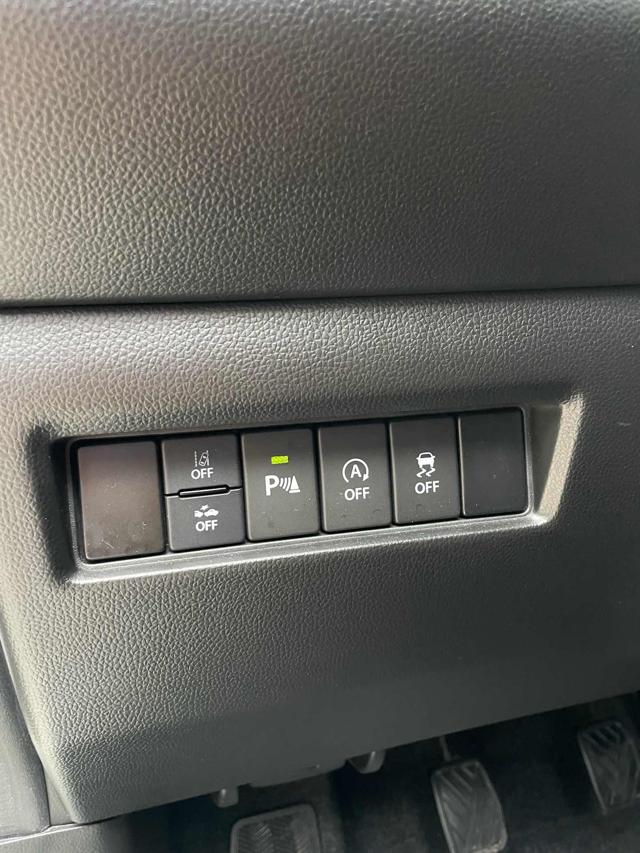 SUZUKI Swift usata, con Controllo automatico clima