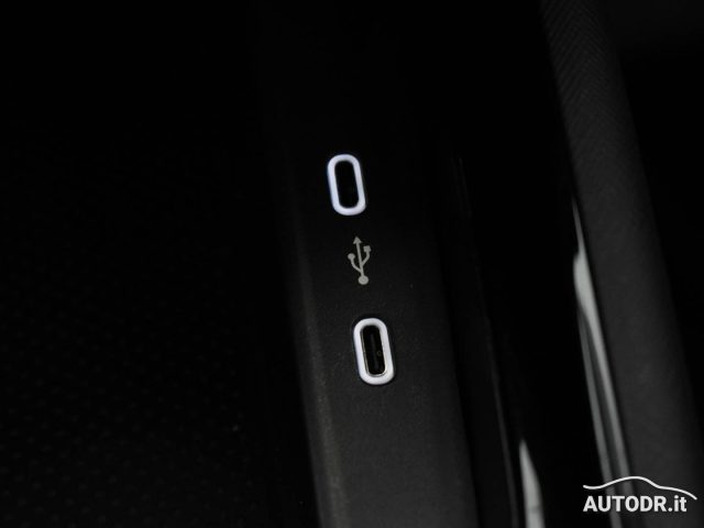 SKODA Kamiq usata, con Bluetooth
