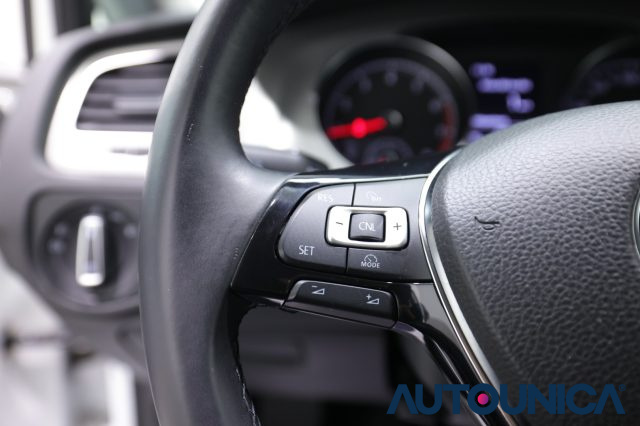 VOLKSWAGEN Golf usata, con Sedile posteriore sdoppiato