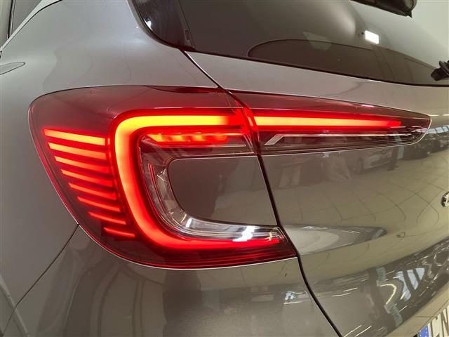 RENAULT Captur usata, con Controllo automatico clima