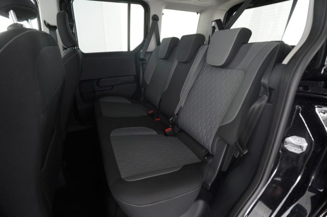 FORD Tourneo Courier usata 9