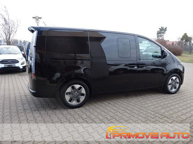 HYUNDAI Staria usata, con Climatizzatore