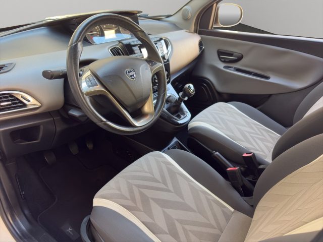 LANCIA Ypsilon usata, con Servosterzo
