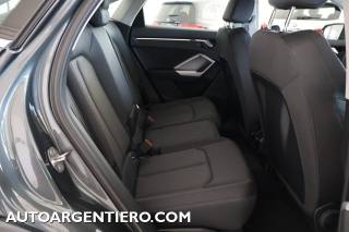AUDI Q3 usata, con Sensori di parcheggio anteriori
