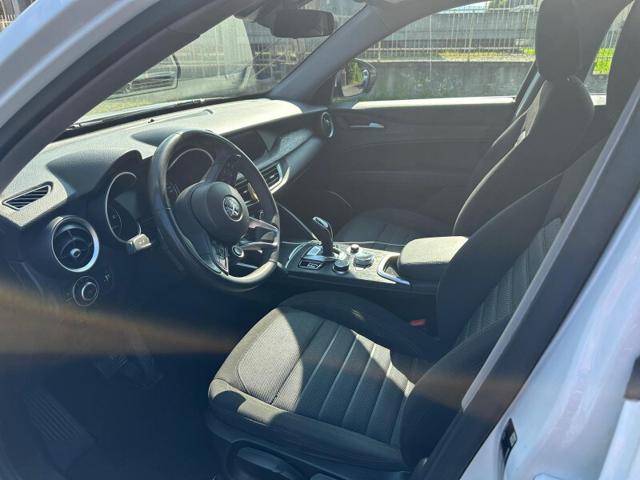 ALFA ROMEO Stelvio usata, con Alzacristalli elettrici