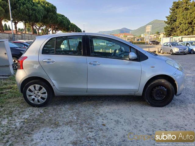 TOYOTA Yaris usata, con Airbag laterali