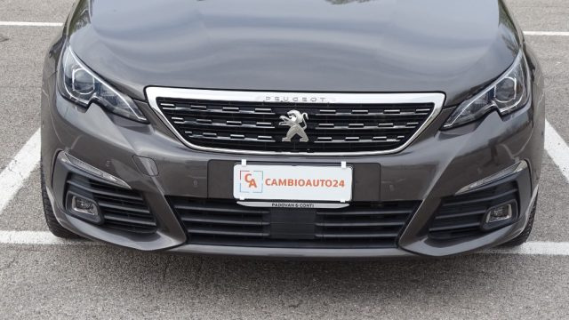 PEUGEOT 308 usata, con Bluetooth