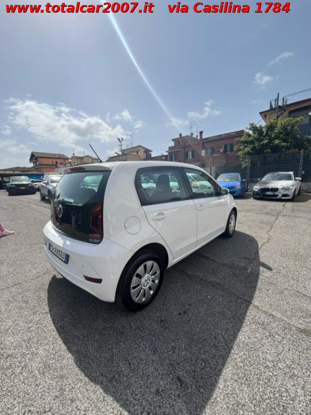 VOLKSWAGEN up! usata, con Autoradio