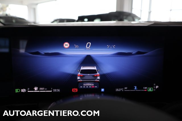 MERCEDES-BENZ GLA 180 usata, con Volante multifunzione