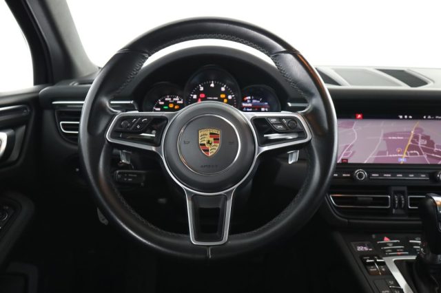 PORSCHE Macan usata 11