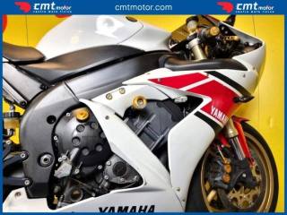 YAMAHA YZF R1 usata 11