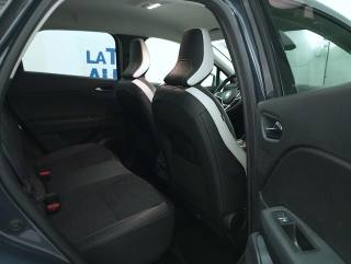 RENAULT Captur usata, con Isofix