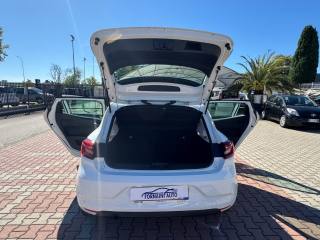 RENAULT Clio usata, con Sistema di navigazione