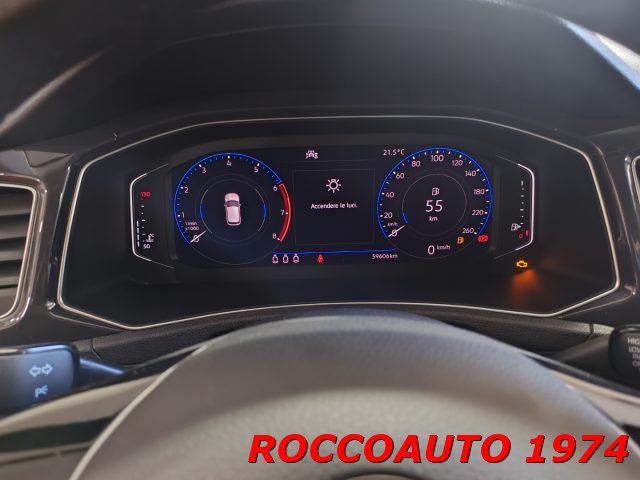 VOLKSWAGEN T-Roc usata, con Cerchi in lega