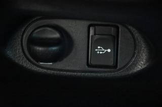 TOYOTA Yaris usata, con USB