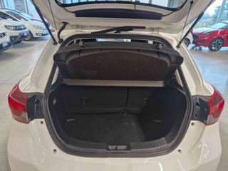 MAZDA 2 usata, con Volante in pelle