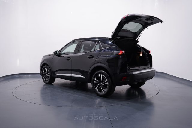 PEUGEOT 2008 usata, con Airbag testa