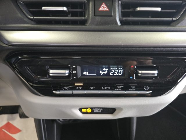 SUZUKI Swift usata, con Controllo automatico clima