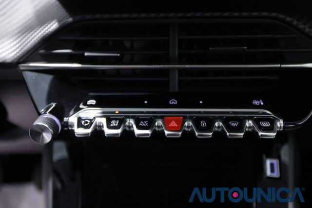 PEUGEOT 208 usata, con Bluetooth